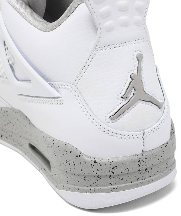 Air Jordan 4 Retro 'White Oreo'