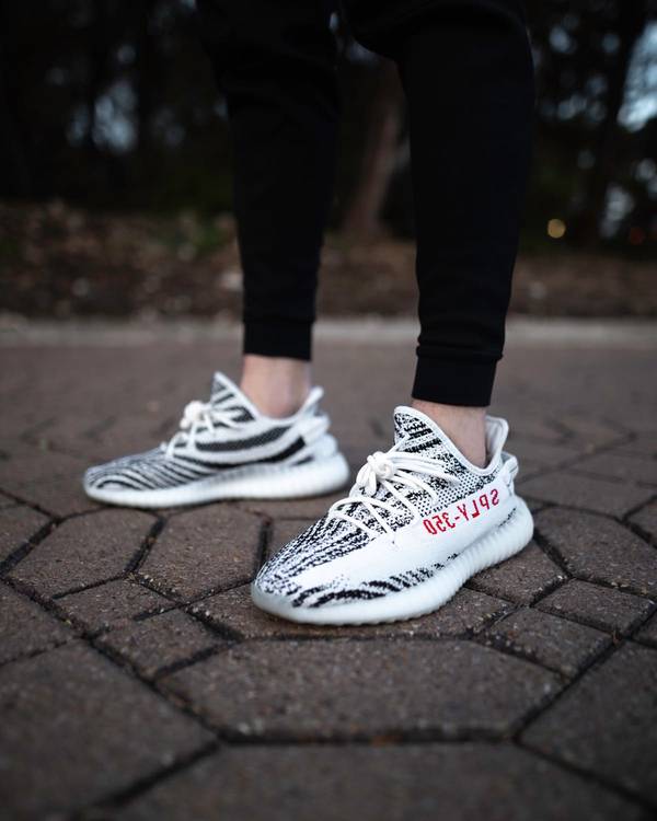 Yeezy Boost 350 V2 'Zebra'